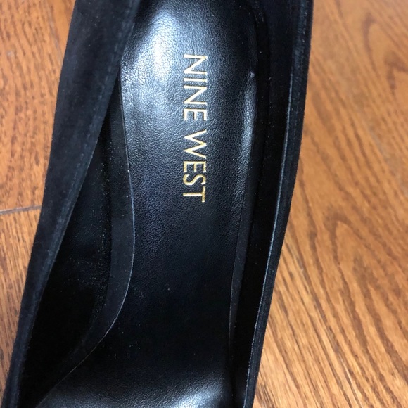 Nine West suede heels - Picture 3 of 6